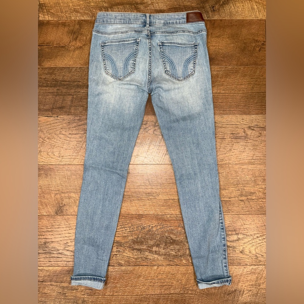 Hollister Low Rise Super Skinny Crop Women’s Jeans - Picture 11 of 14